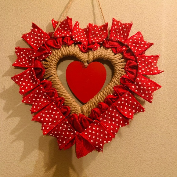 Valentine’s Wreath - Picture 3 of 3